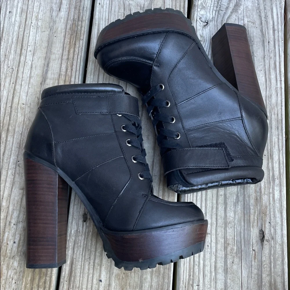 Steve Madden Deluxe Black Leather Platform Ankle Boots Chunky Block Heel Size 8